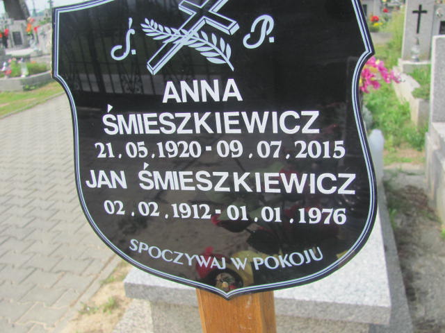 Anna Śmieszkiewicz 1920 Podstolice - Grobonet - Wyszukiwarka osób pochowanych
